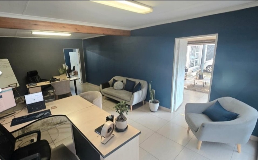 To Let Commercial Property for Rent in Doringkloof Gauteng