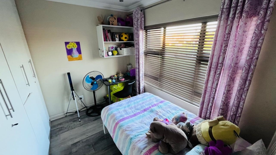 3 Bedroom Property for Sale in Heuwelsig Estate Gauteng