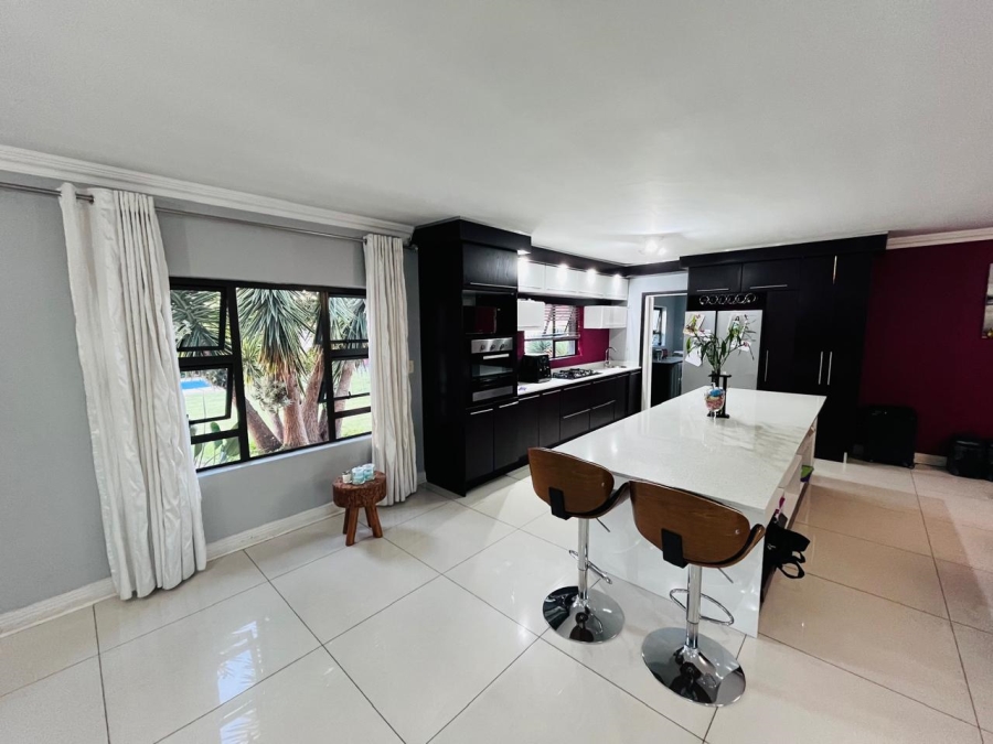 3 Bedroom Property for Sale in Heuwelsig Estate Gauteng