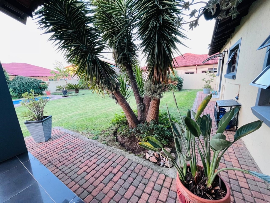 3 Bedroom Property for Sale in Heuwelsig Estate Gauteng