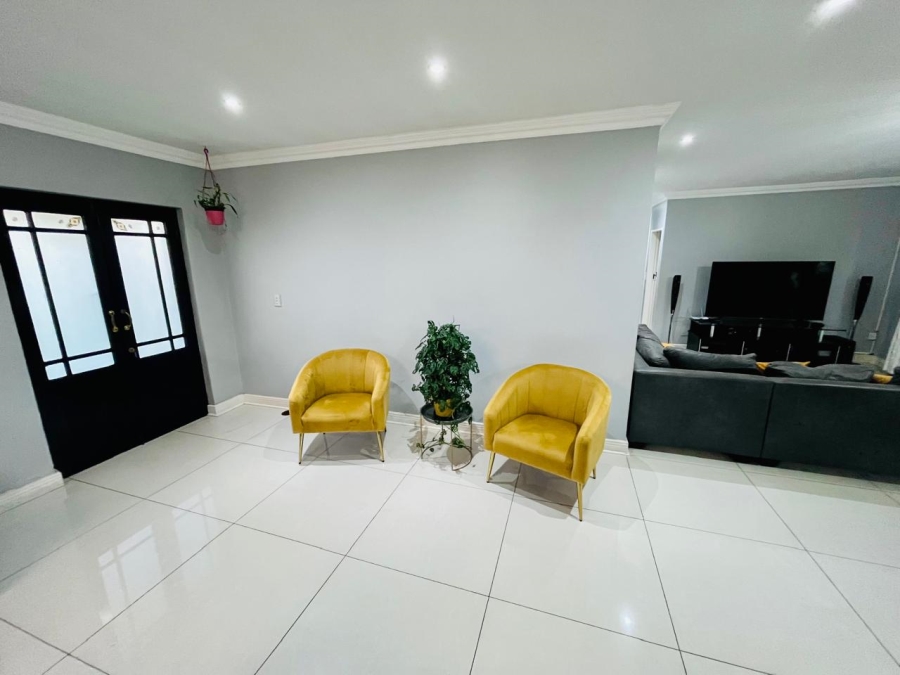3 Bedroom Property for Sale in Heuwelsig Estate Gauteng