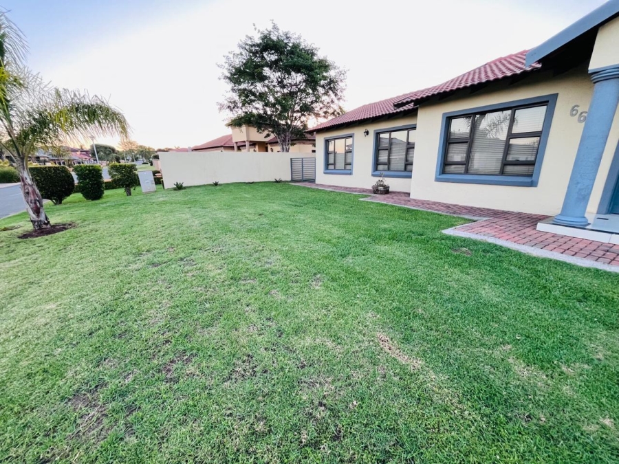 3 Bedroom Property for Sale in Heuwelsig Estate Gauteng