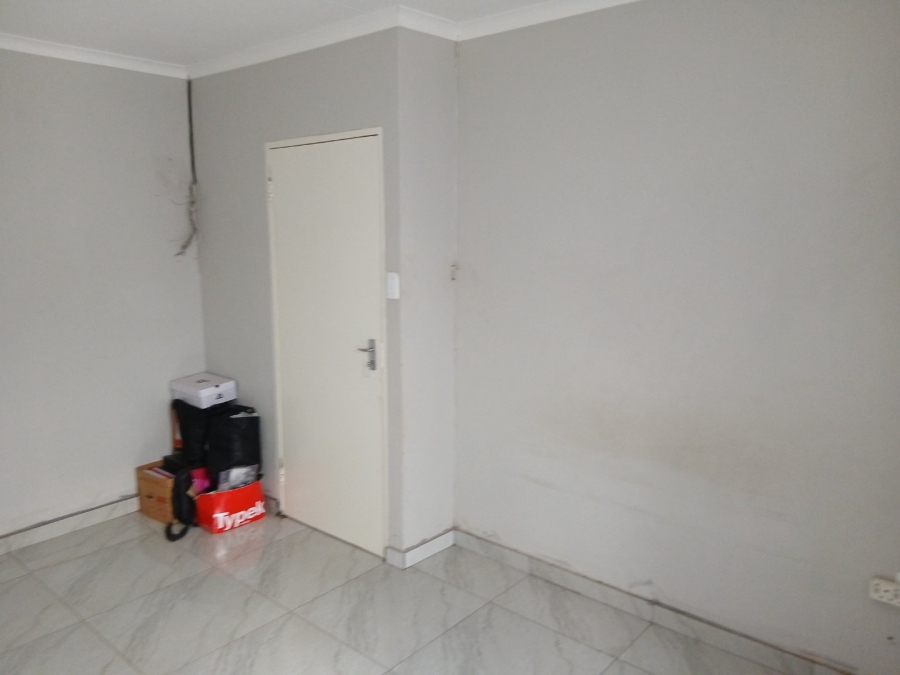 3 Bedroom Property for Sale in Crystal Park Gauteng