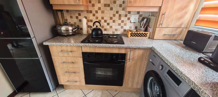 2 Bedroom Property for Sale in Summerset Gauteng
