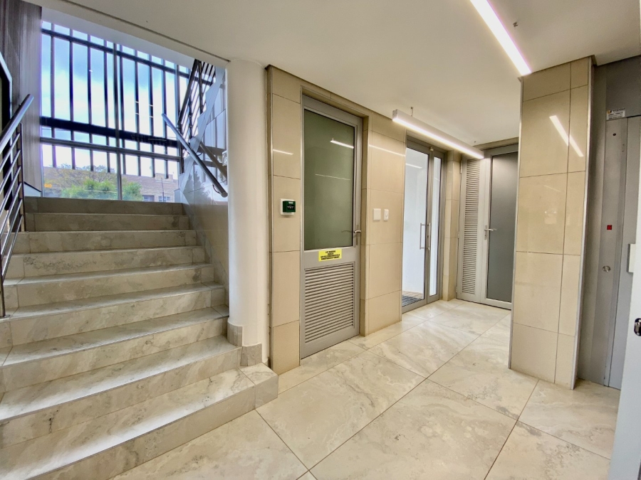 To Let Commercial Property for Rent in Menlo Park Gauteng