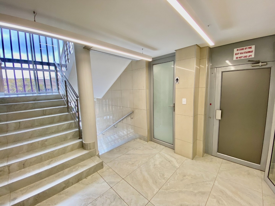 To Let Commercial Property for Rent in Menlo Park Gauteng