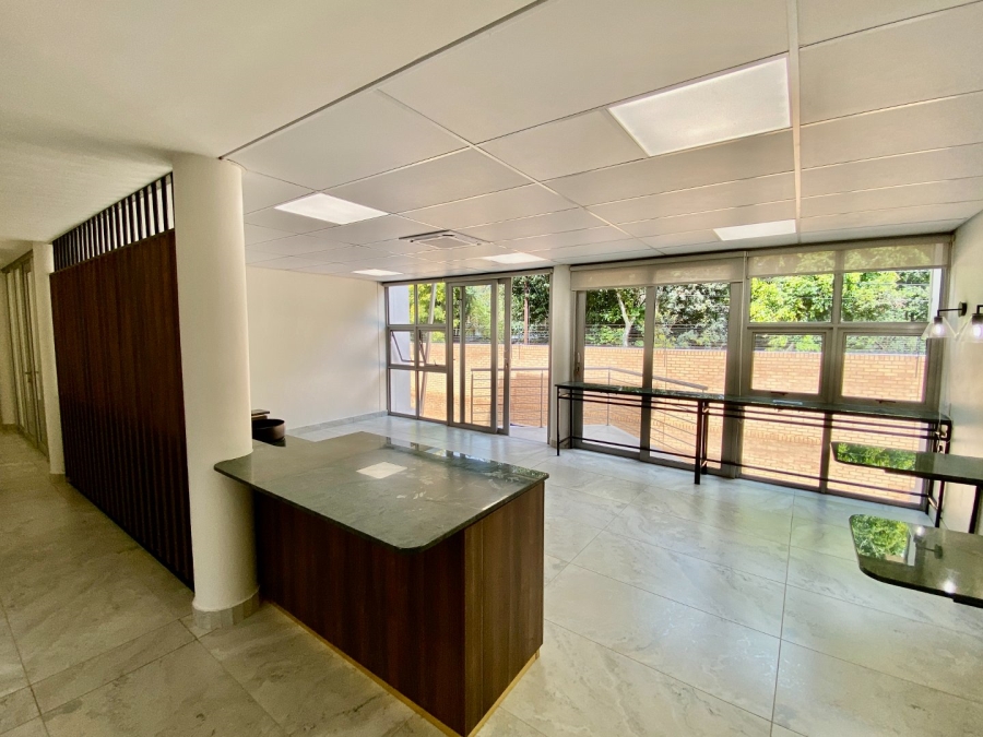 To Let Commercial Property for Rent in Menlo Park Gauteng