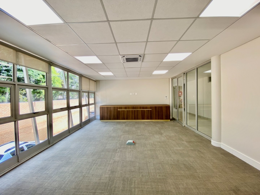 To Let Commercial Property for Rent in Menlo Park Gauteng