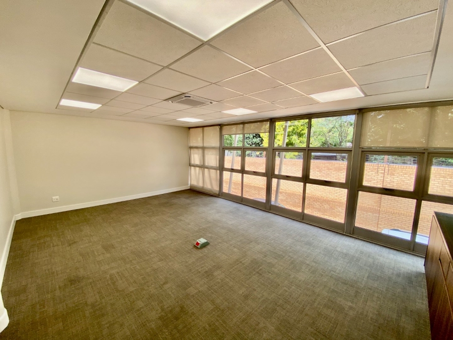 To Let Commercial Property for Rent in Menlo Park Gauteng