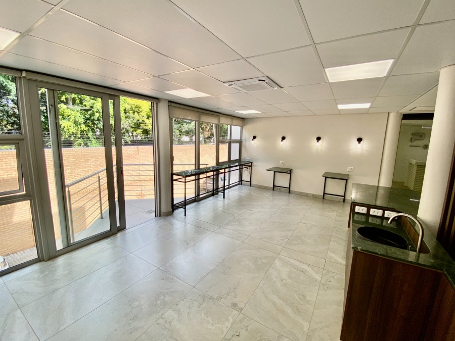 To Let Commercial Property for Rent in Menlo Park Gauteng