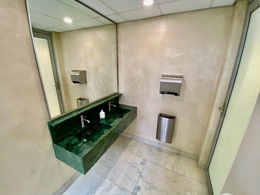 To Let Commercial Property for Rent in Menlo Park Gauteng