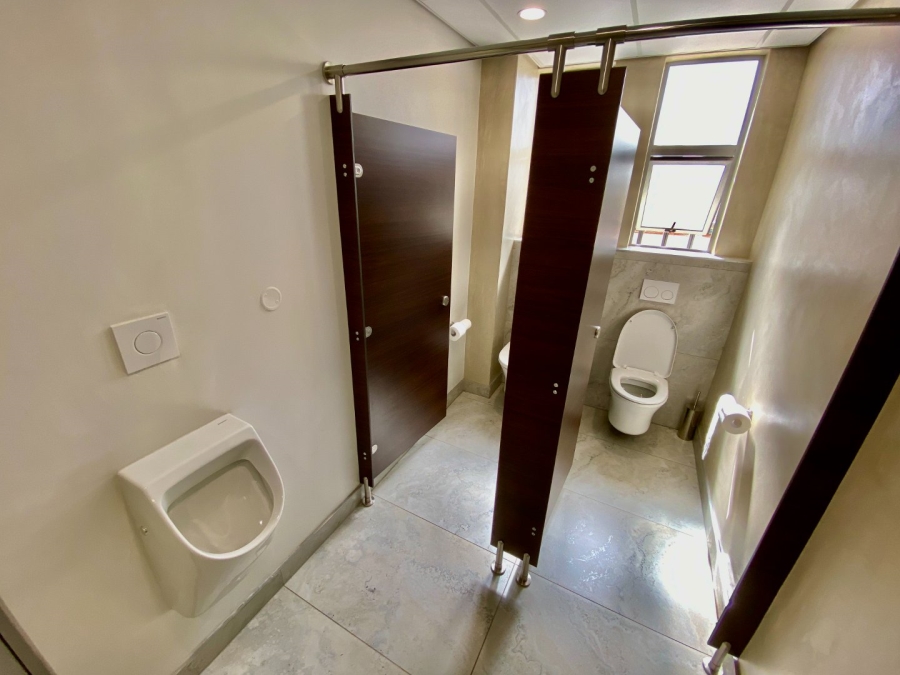 To Let Commercial Property for Rent in Menlo Park Gauteng