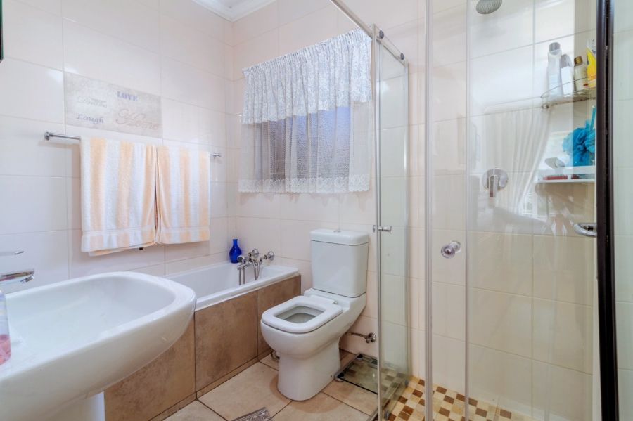 3 Bedroom Property for Sale in Three Rivers Gauteng