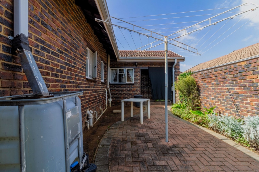 3 Bedroom Property for Sale in Three Rivers Gauteng