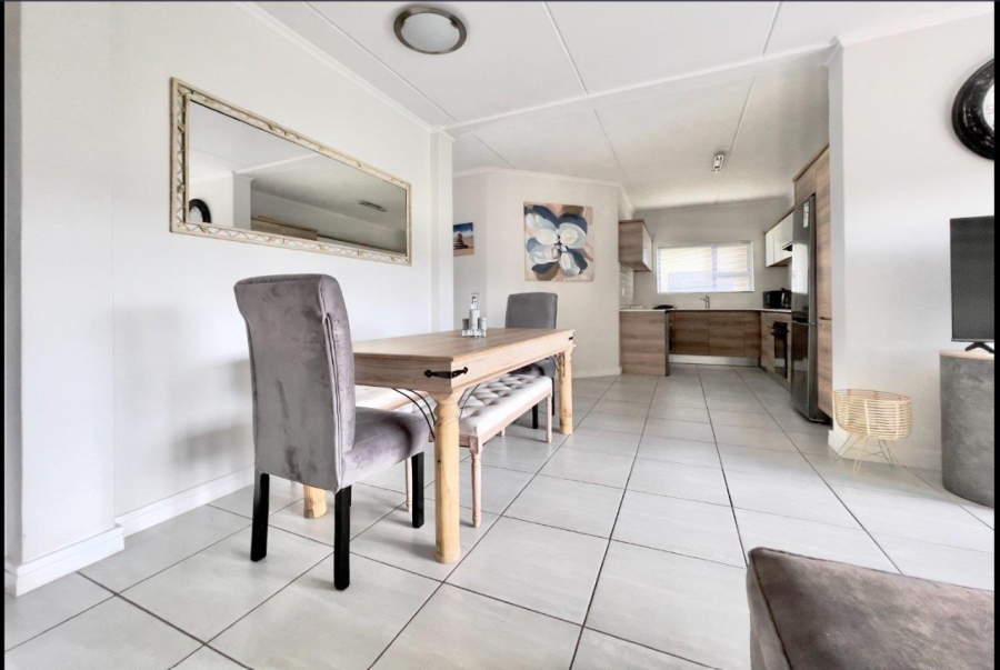 To Let 3 Bedroom Property for Rent in Waterfall Gauteng