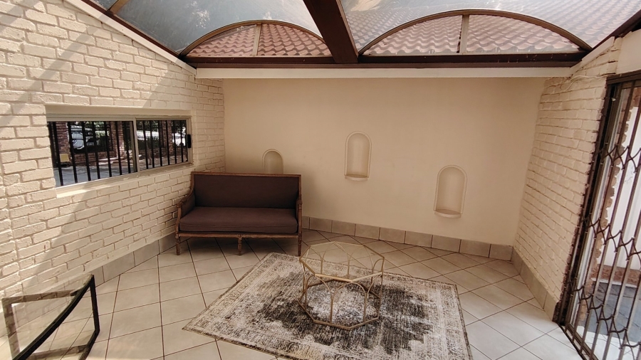 3 Bedroom Property for Sale in Wierda Park Gauteng