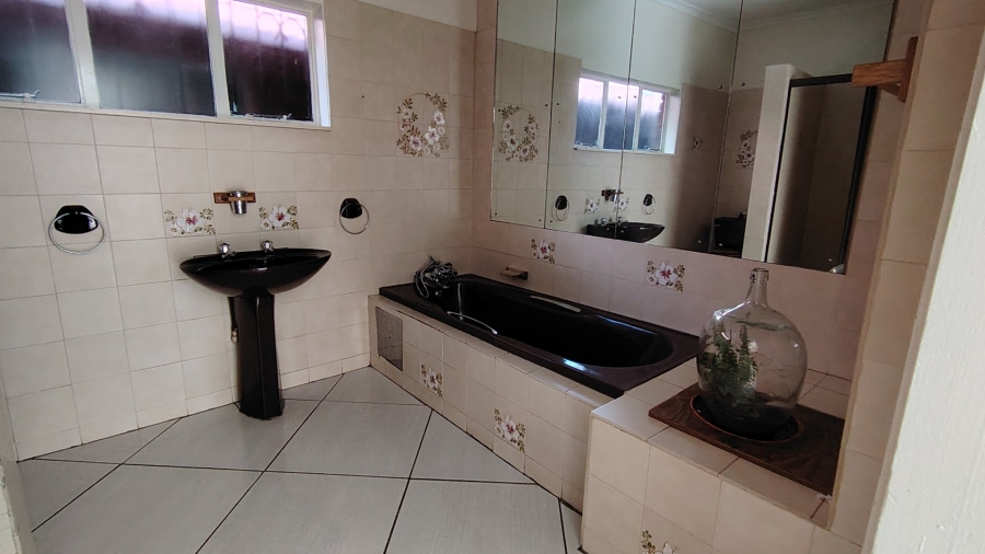 3 Bedroom Property for Sale in Wierda Park Gauteng