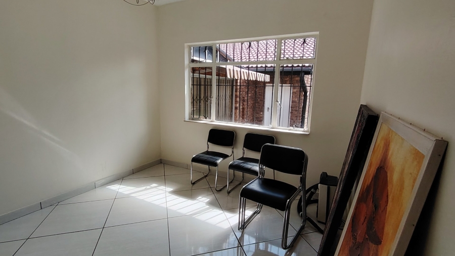 3 Bedroom Property for Sale in Wierda Park Gauteng