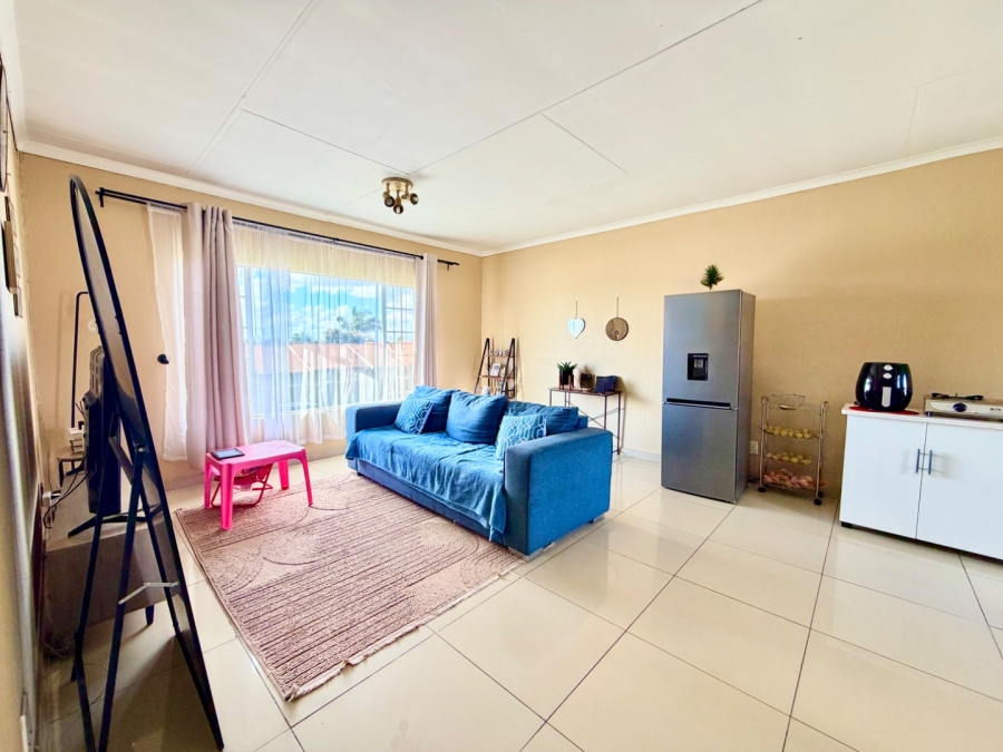 2 Bedroom Property for Sale in Norkem Park Gauteng