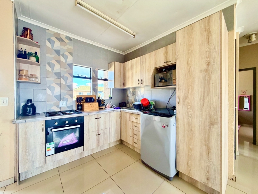 2 Bedroom Property for Sale in Norkem Park Gauteng