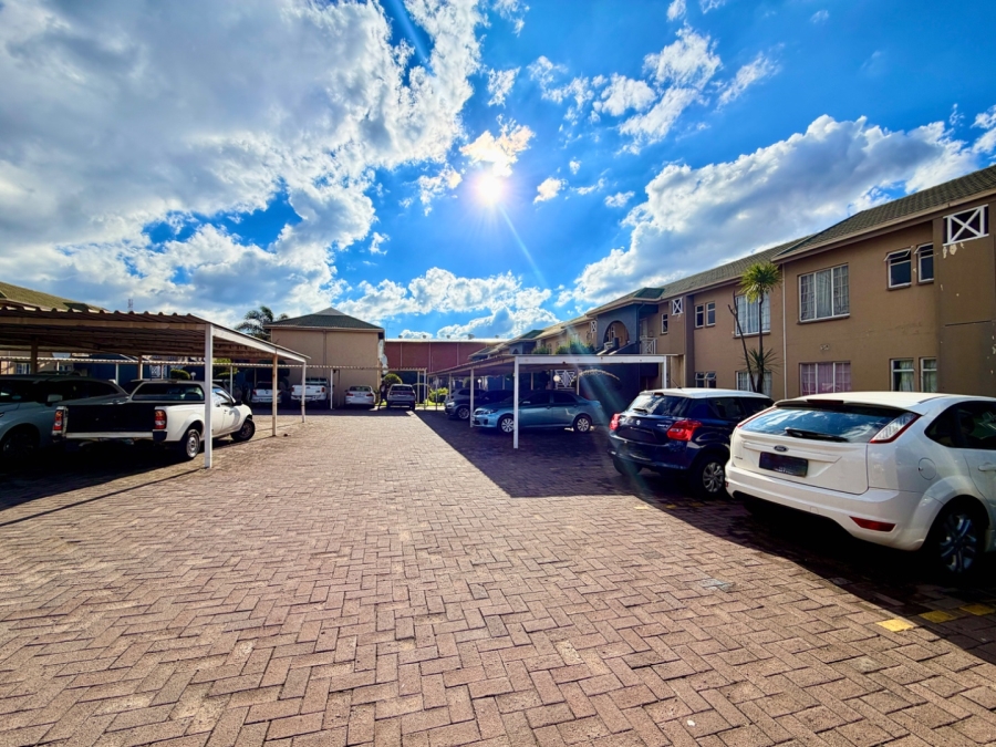 2 Bedroom Property for Sale in Norkem Park Gauteng