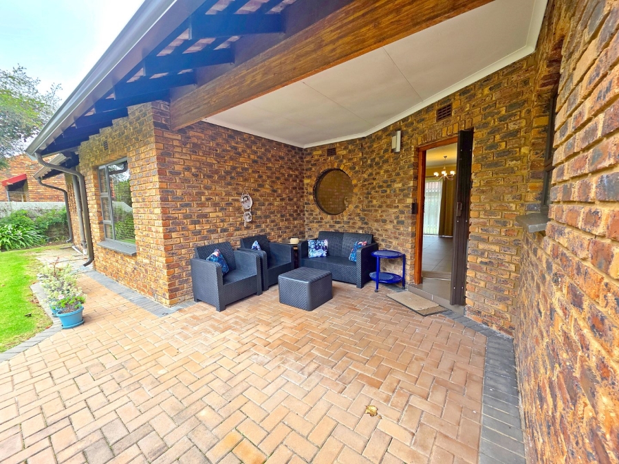 3 Bedroom Property for Sale in Rynfield Gauteng
