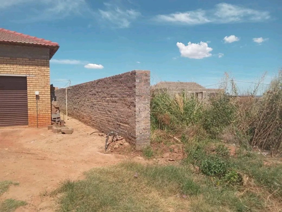 Commercial Property for Sale in Mohlakeng Gauteng
