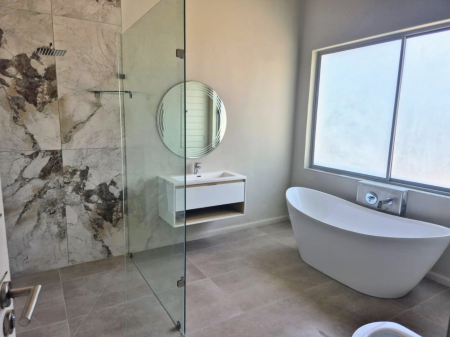To Let 5 Bedroom Property for Rent in Hyde Park Gauteng