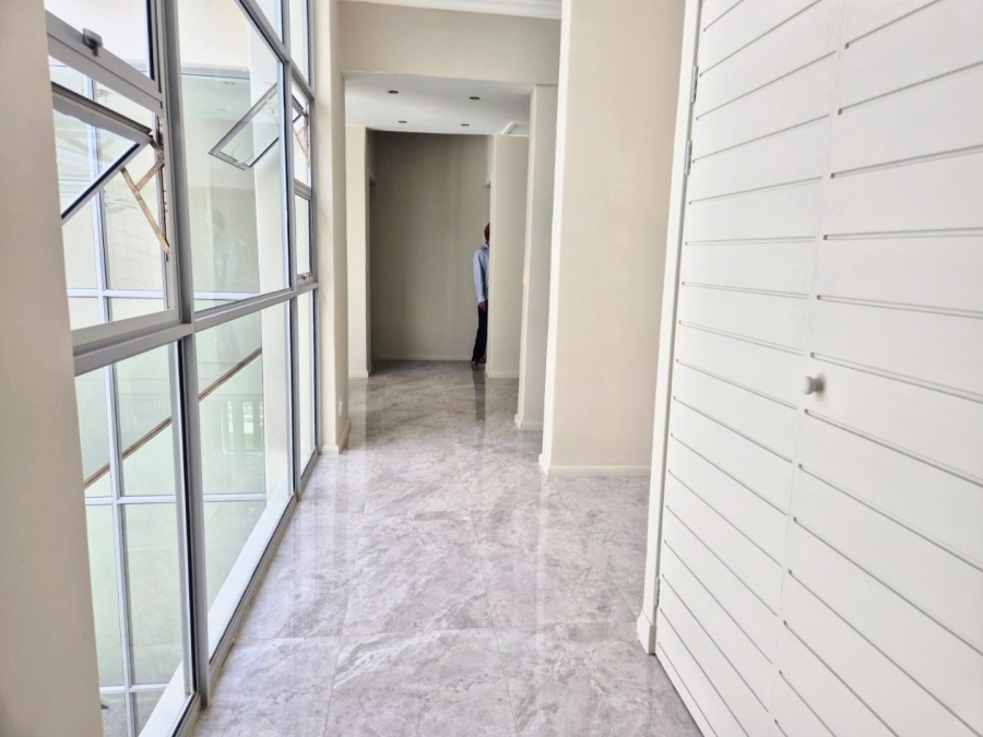 To Let 5 Bedroom Property for Rent in Hyde Park Gauteng