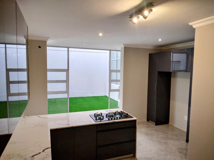 To Let 5 Bedroom Property for Rent in Hyde Park Gauteng