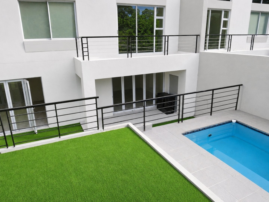 To Let 5 Bedroom Property for Rent in Hyde Park Gauteng