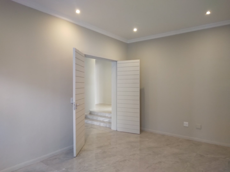 To Let 5 Bedroom Property for Rent in Hyde Park Gauteng