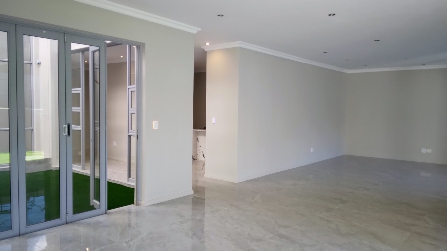 To Let 5 Bedroom Property for Rent in Hyde Park Gauteng