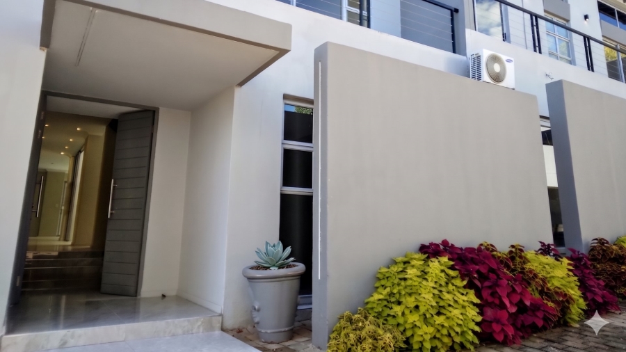 To Let 5 Bedroom Property for Rent in Hyde Park Gauteng