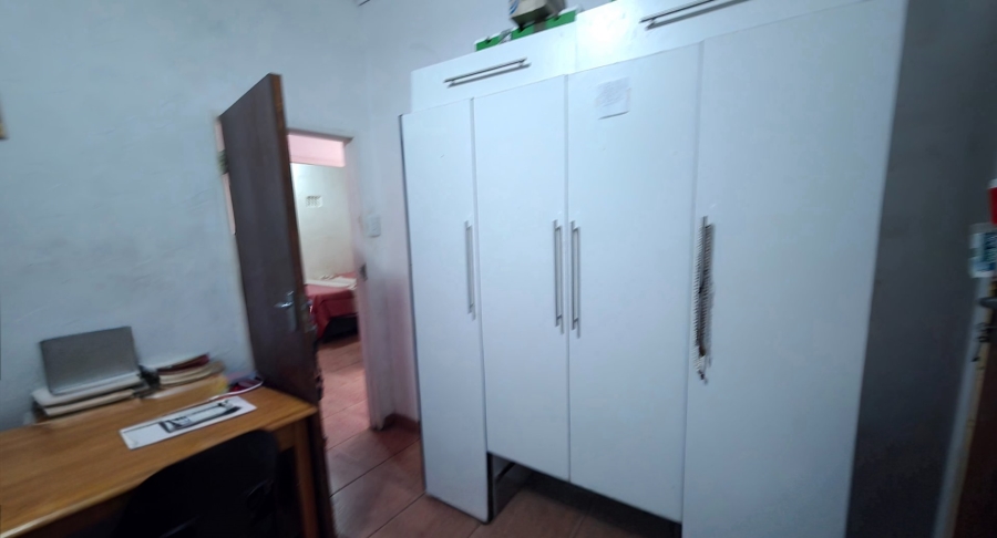 4 Bedroom Property for Sale in Laudium Gauteng