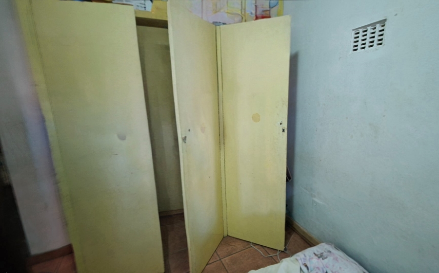 4 Bedroom Property for Sale in Laudium Gauteng