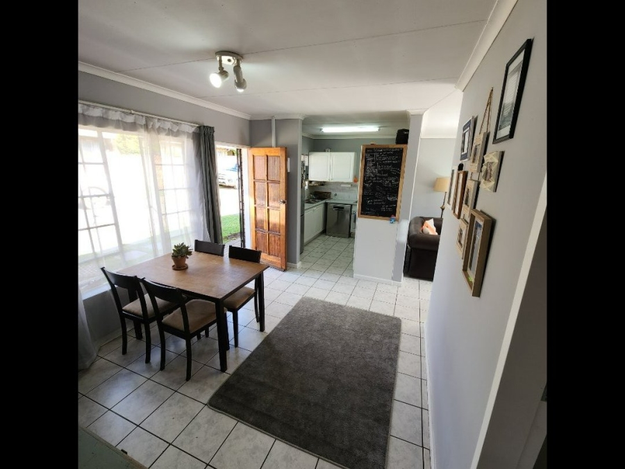 2 Bedroom Property for Sale in Rooihuiskraal North Gauteng