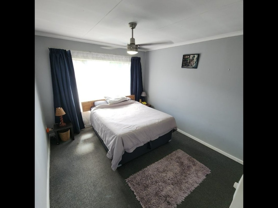 2 Bedroom Property for Sale in Rooihuiskraal North Gauteng