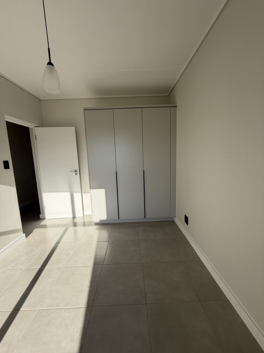 To Let 3 Bedroom Property for Rent in Waterfall Gauteng