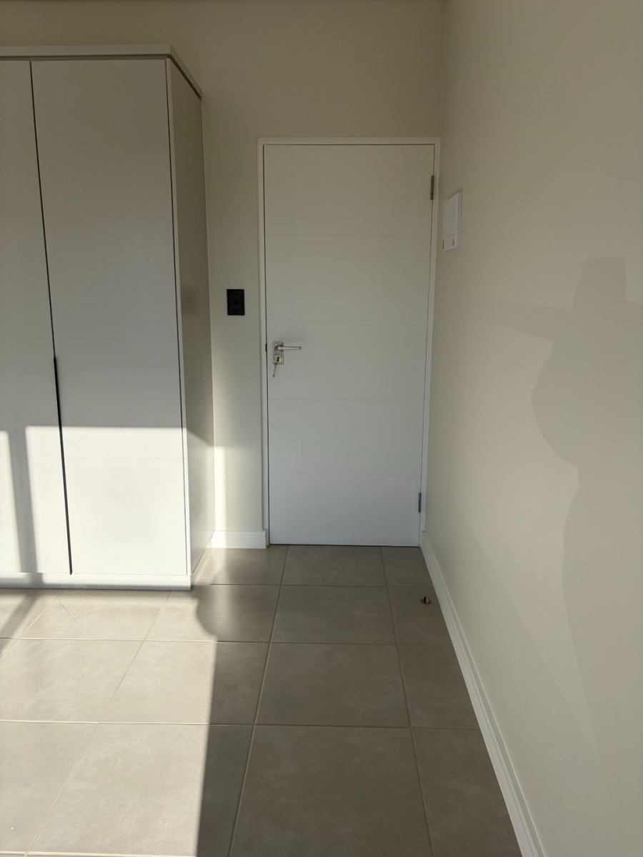 To Let 3 Bedroom Property for Rent in Waterfall Gauteng