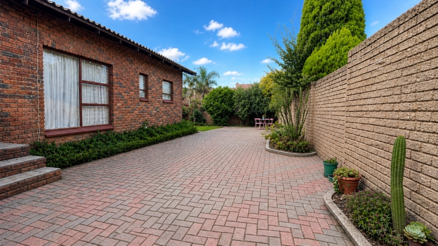 3 Bedroom Property for Sale in Vanderbijlpark SE 3 Gauteng