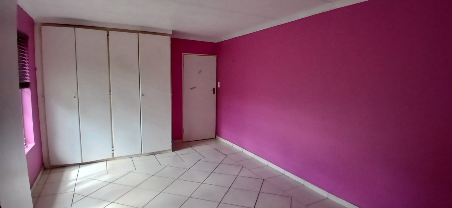 To Let 3 Bedroom Property for Rent in Heuweloord Gauteng