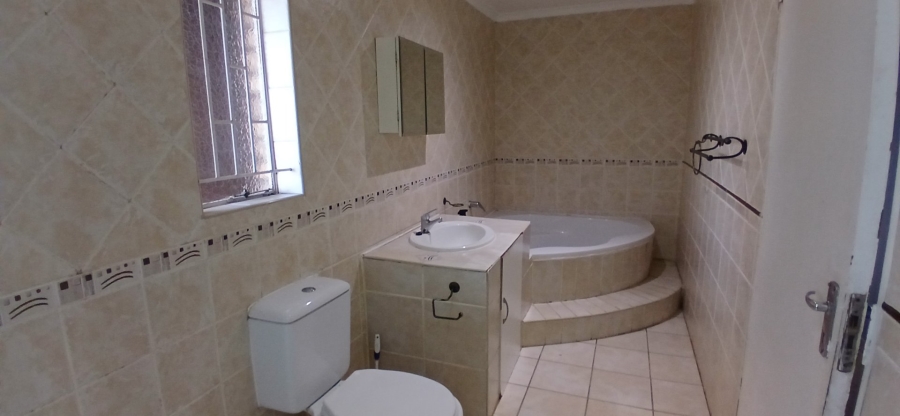 To Let 3 Bedroom Property for Rent in Heuweloord Gauteng