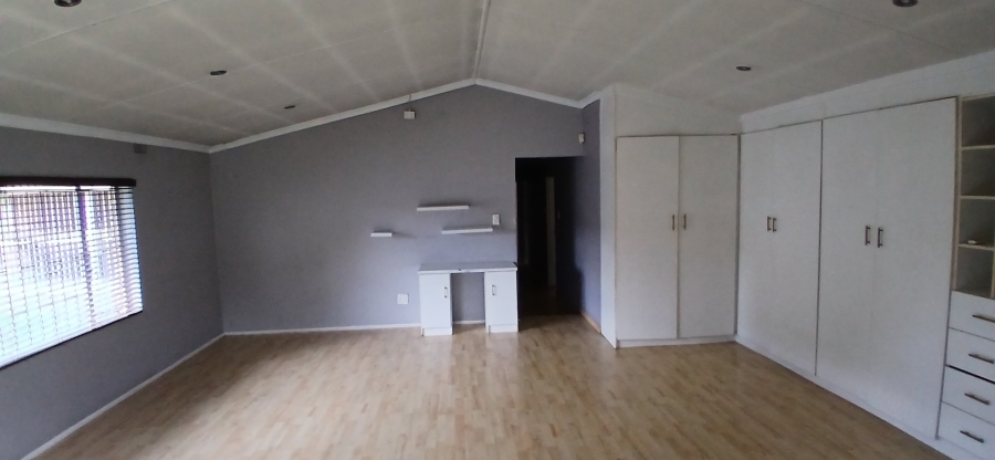 To Let 3 Bedroom Property for Rent in Heuweloord Gauteng