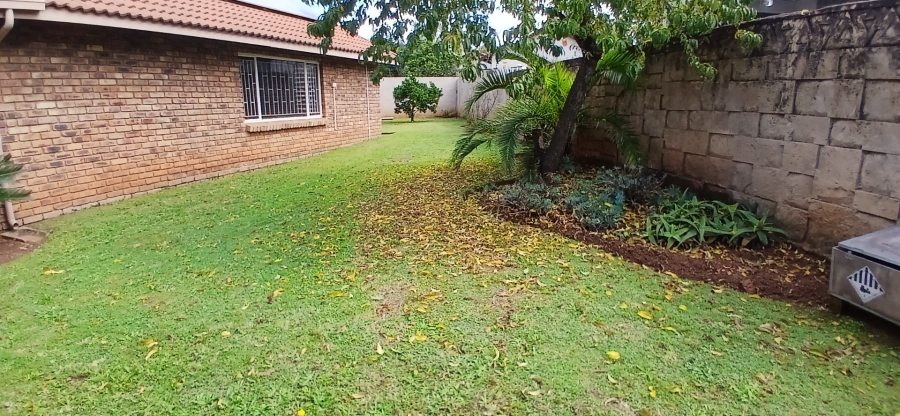 To Let 3 Bedroom Property for Rent in Heuweloord Gauteng