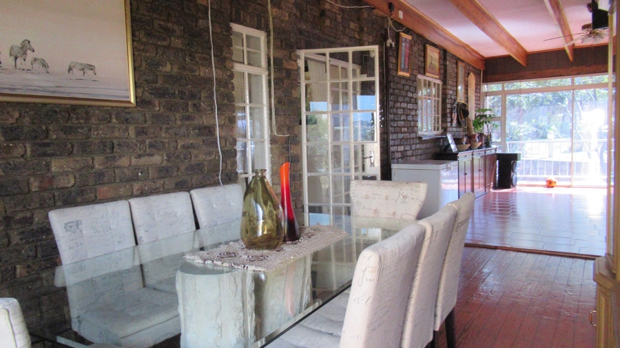 4 Bedroom Property for Sale in Oakdene Gauteng
