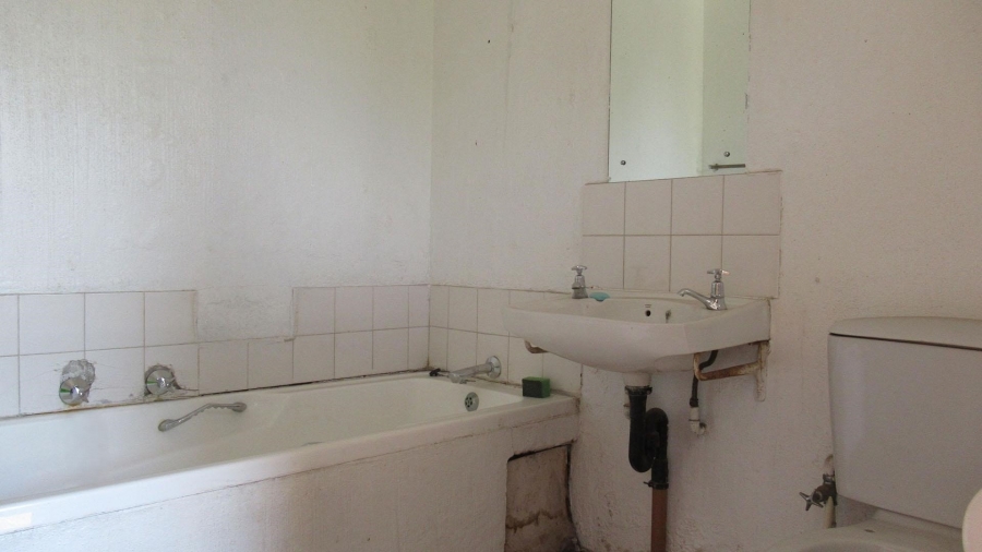 4 Bedroom Property for Sale in Oakdene Gauteng
