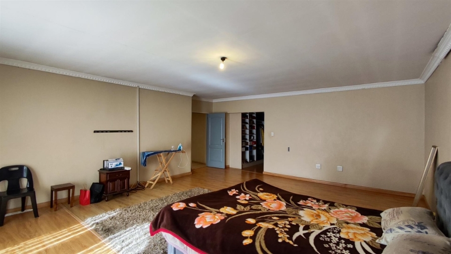 4 Bedroom Property for Sale in Dawn Park Gauteng