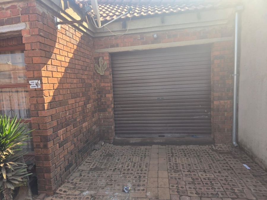 3 Bedroom Property for Sale in Tembisa Central Gauteng