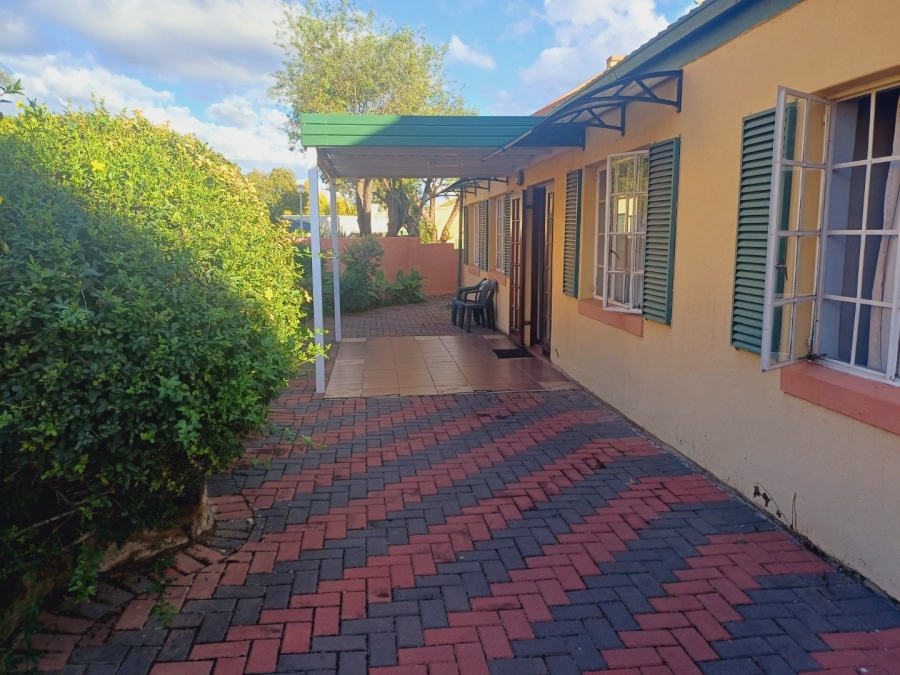 To Let 3 Bedroom Property for Rent in Halfway Gardens Gauteng